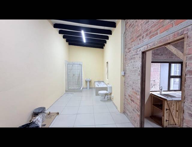 8 BEDROOM HOUSE FOR SALE IN WEST PARK